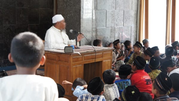 Ustadz Muhammad Wujud