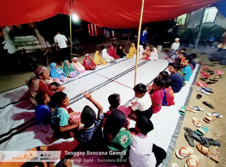 Kembali Mengaji TPA di Kajai