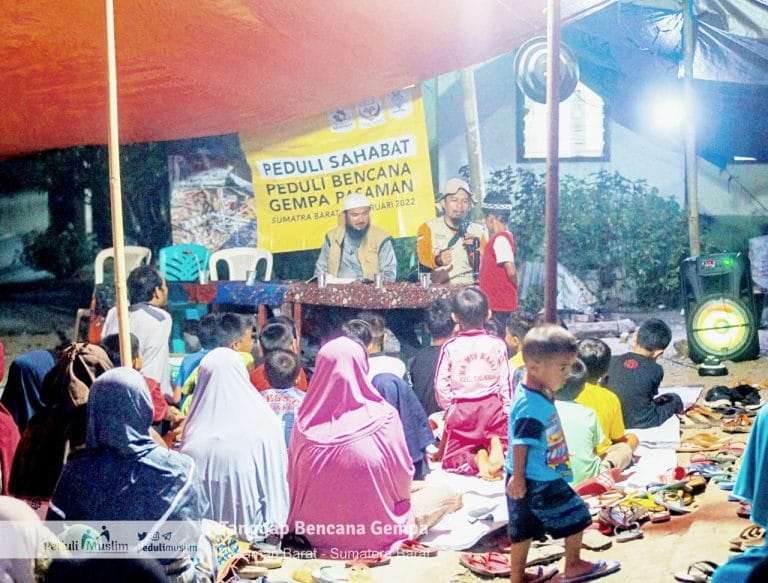 Ustaz Dari Bogor Mengisi Pengajian di Kajai, Pasaman Barat