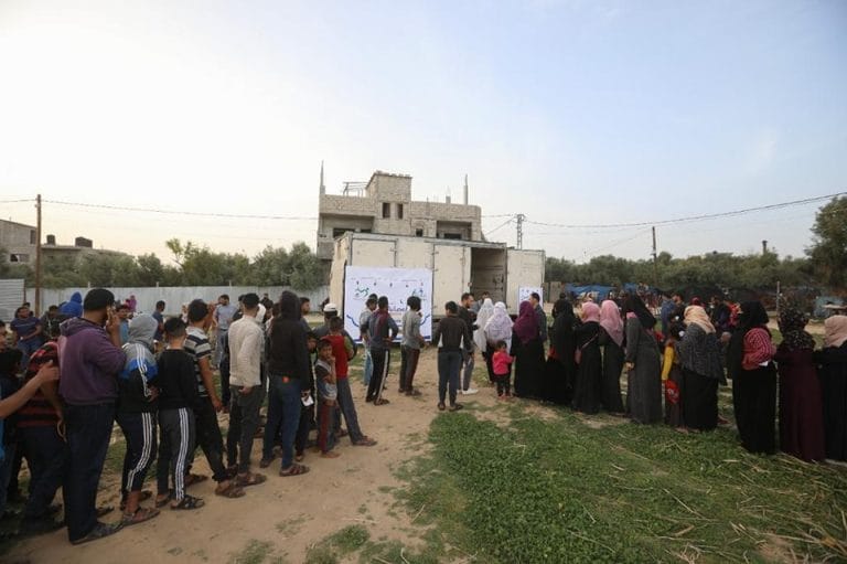 Tebar Makanan Ifthar (Buka Puasa) kepada Penduduk Gaza – Palestina